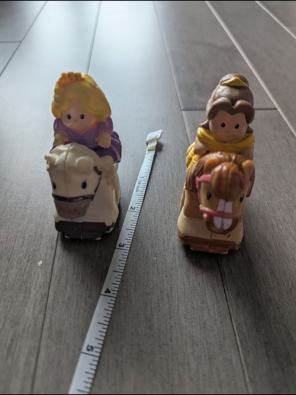Klip Klop Little People Belle And Raspunzel Riding Horses